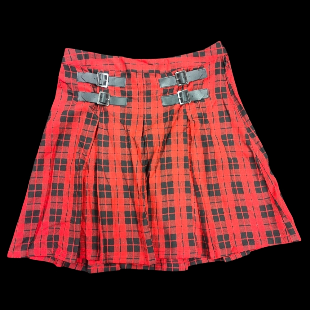 Hot Topic plaid skirt